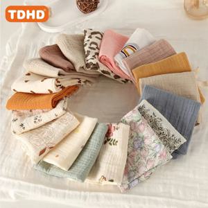 TDHD 5PC 아기 수건 신생아 용품 무슬린 사각형 유아 신생아 손 목욕 샤워 얼굴 수건 부드러운 면 거즈