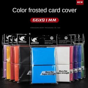 100 개/대 66x91mm 무광택 표준 크기 카드 슬리브 TCG 트레이딩 카드 타로 쉴드 보드 게임용 수호자 마법 커버 PKM