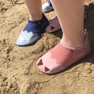 소년을위한 비치 신발 소녀 여름 맨발 신발 어린이 빠른 건조 물 신발 아기 안티 슬립 홈 신발 키즈 샌들