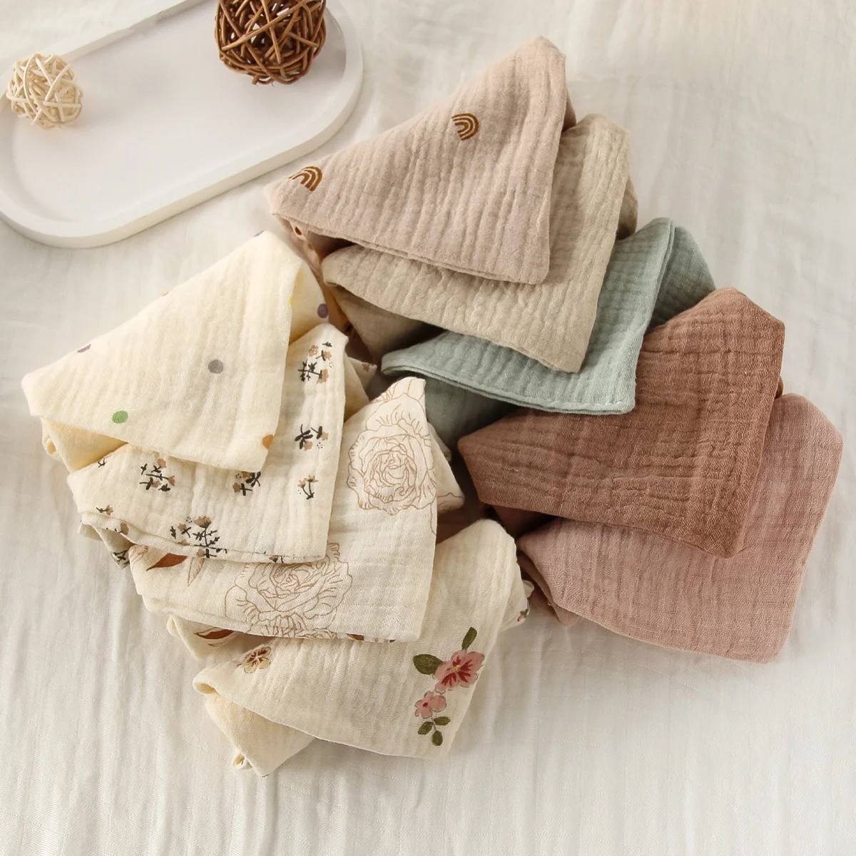 5Pcs 아기 목화 수건 신생아 Burp Cloth Square Towels 6 층 순수 코튼 부드러운 흡수성 거즈 코튼 베이비 타월