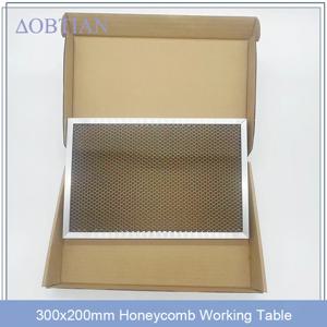 300x200 레이저 벌집 침대 CO2 또는 다이오드 레이저 조각 절단기 액세서리 용 범용 레이저 벌집 작업 테이블
