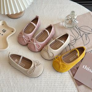 귀여운 나비 넥타이와 다채로운 색상 옵션의 여자아이용 키즈 발레 플랫, 미끄럼 방지 부드러운 밑창의 유아용 댄스 연습 플랫, 우아한 봄