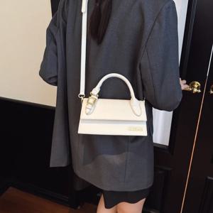 클래식 여성용 크로스바디 백 가죽 디자인 명품 브랜드 유명 디자이너의 인기 있는 우아한 실용적인 메신저 스타일