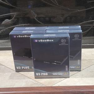 크리스맥스 프로모! 10개 구매 시 3개 무료 2025 vSeeBox V3 Plus vSeeBox V3 Plus vSeeBox V5 PRO vSeeBox V6 Plus Max 음성 지원