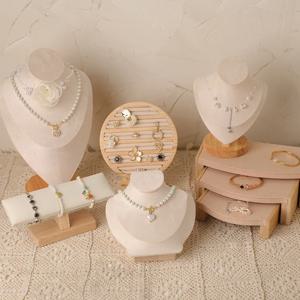 1pc 나무 보석 디스플레이 랙 펜던트 목걸이 팔찌 귀걸이 반지 스토리지 스탠드 홀더 카운터 보석 쇼케이스 주최자