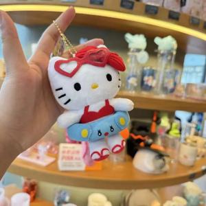 Sanrio 헬로 키티 만화 플러시 시리즈 인형 충전 키 체인 하와이 수영 반지 시리즈 어두운 피부 장난감 펜던트 크리스마스 선물