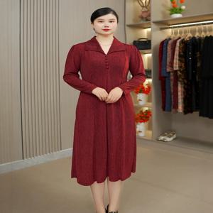 가을 신상 긴팔 원피스 단색 롱 원피스 다용도 심플 배 가리는 우아한 엄마 원피스 노년 여성용