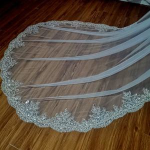 신부 웨딩 베일 스파클링 진주 장식 조각 레이스 대성당 웨딩 액세서리 헤어 액세서리 2024 새로운 베일 맞춤 제작