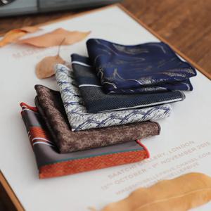 23cm 빈티지 프랑스 꽃 줄무늬 갈색 주머니 광장 우아한 폴리 에스터 부드러운 손수건 웨딩 정장 액세서리 넥타이 타월