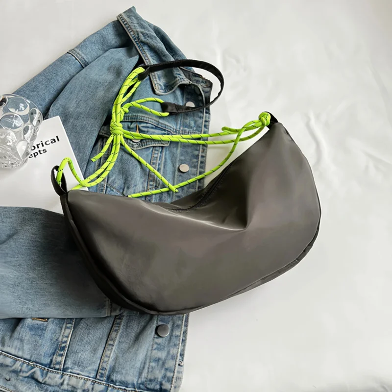 남녀 대학생을 위한 조절 가능한 어깨끈이 있는 가벼운 나일론 크로스백 캠퍼스 여행 가방