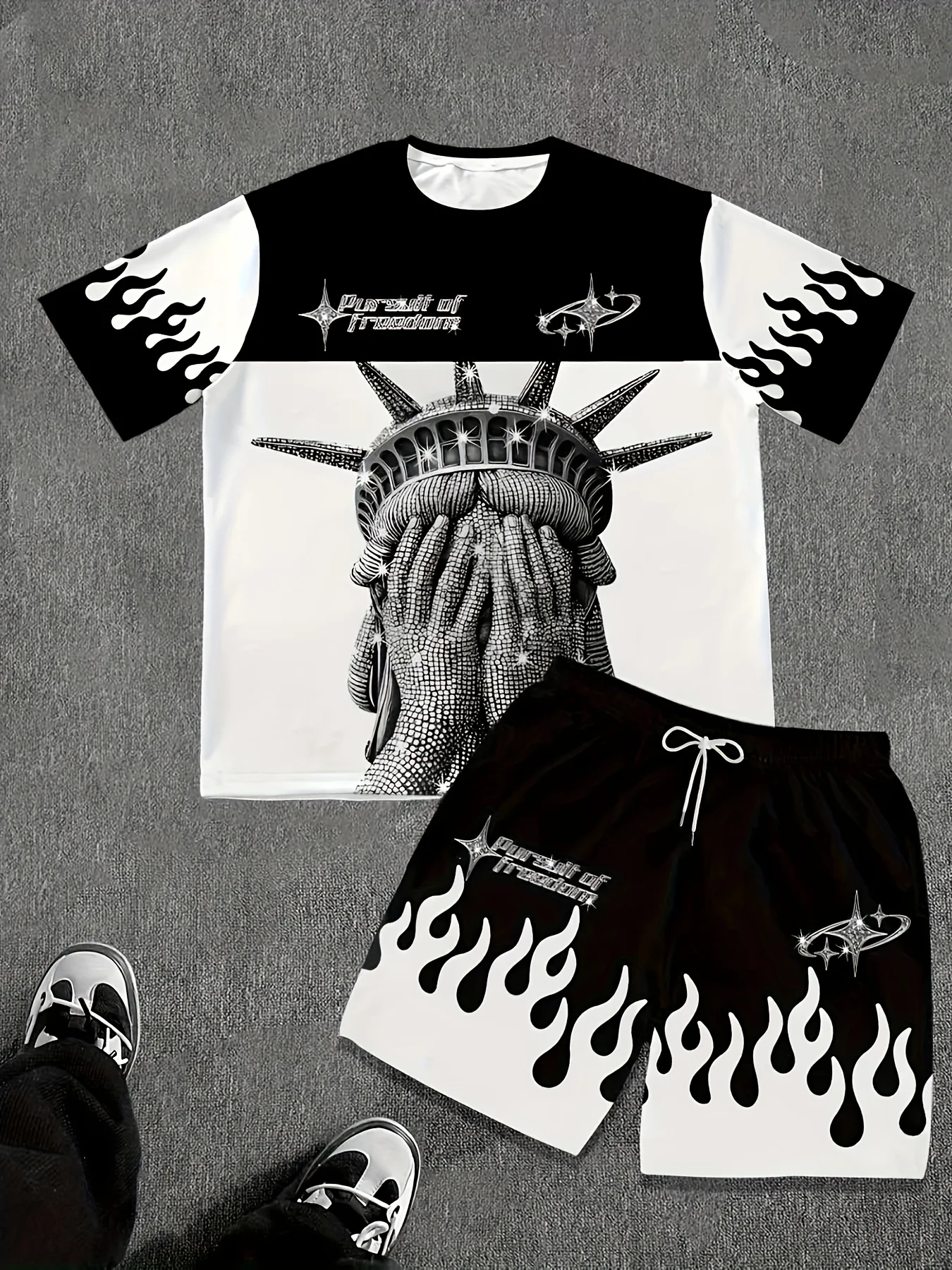 여름 패션 남자의 새로운 자유의 여신상 인쇄 편안하고 통기성이 뛰어난 라운드 넥 티셔츠 반바지 세트 야외 캐주얼 의류