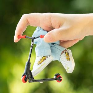 참신하고 재미있는 인터랙티브 미니 핑거 스쿠터 스턴트 핑거 토이 스케이트 스쿠터 핑거 부모-자녀 인터랙티브 휴일 선물