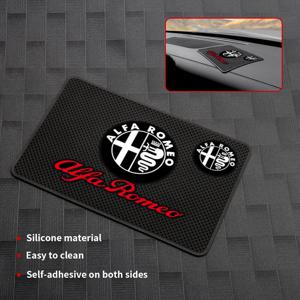자동차 대시 보드 실리콘 미끄럼 방지 매트 전화 홀더 Alfa Romeo 156 159 Mito Giulia Stelvio Giulietta Tonale TZ3 용 미끄럼 방지 패드