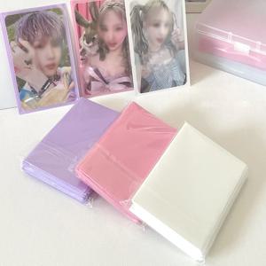 SKYSONIC 50pcs Kpop 카드 슬리브 61x91mm 홀로 엽서 용 마카롱 컬러 홀더 탑 로드 필름 포토 카드 게임 카드 수호자