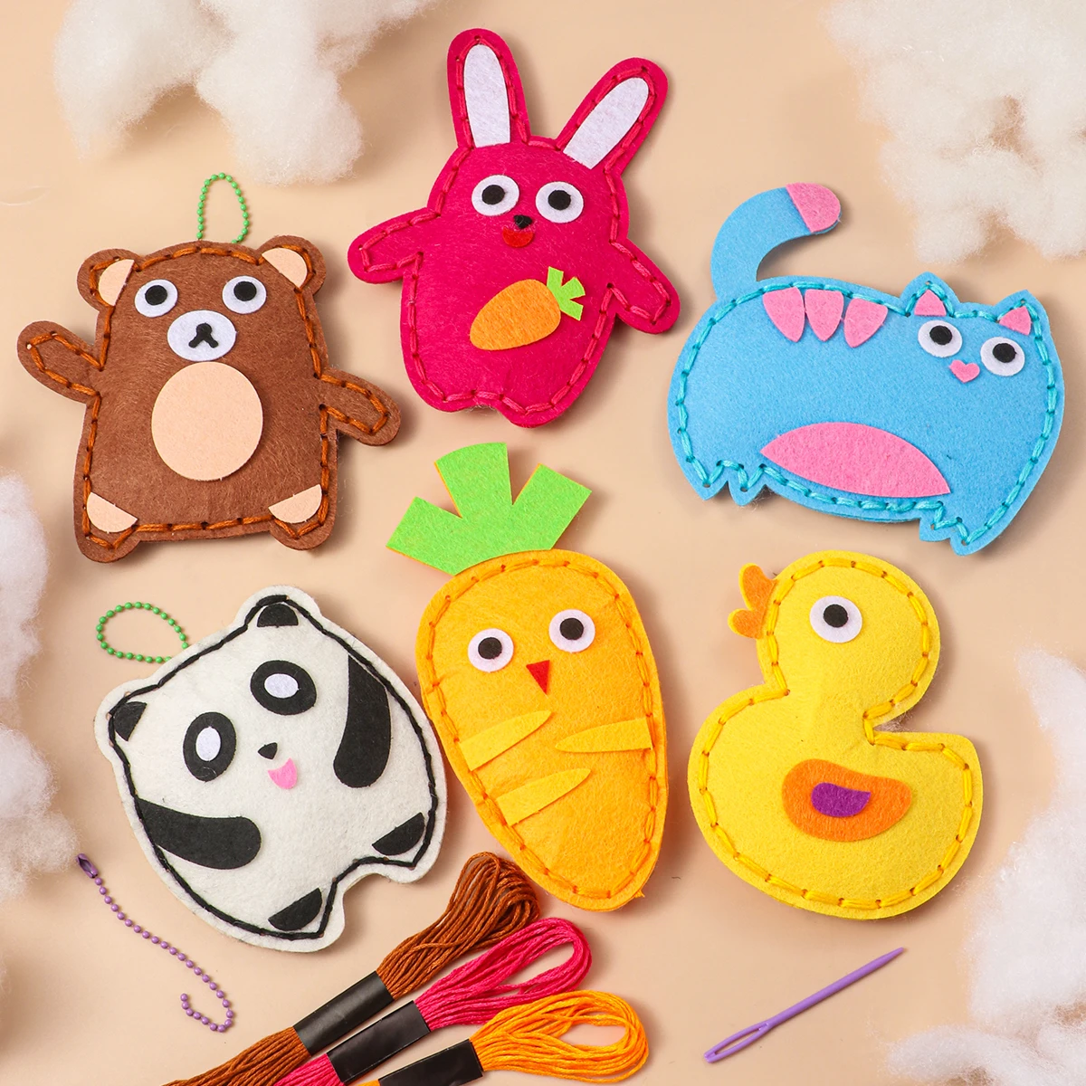 초보자를 위한 바느질 스타터 키트 - 6개 수제 동물 펜던트 팩, 펠트 소재, 쉬운 재미있는 소녀 생일 선물에 적합(한