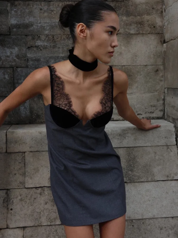 회색 레이스 패치워크 벨벳 드레스 여성용 민소매 오프숄더 하이웨이스트 슬림 미니 슬링 드레스 2025 여성 이브닝 파티 가운