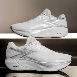 남성용 캐주얼하고 편안한 단색 내마모성 조깅화, 조절 가능한 신발끈이 있는 통기성 및 착용이 쉬운 운동화, 미끄럼 방지 및 야외 운동에 편안함