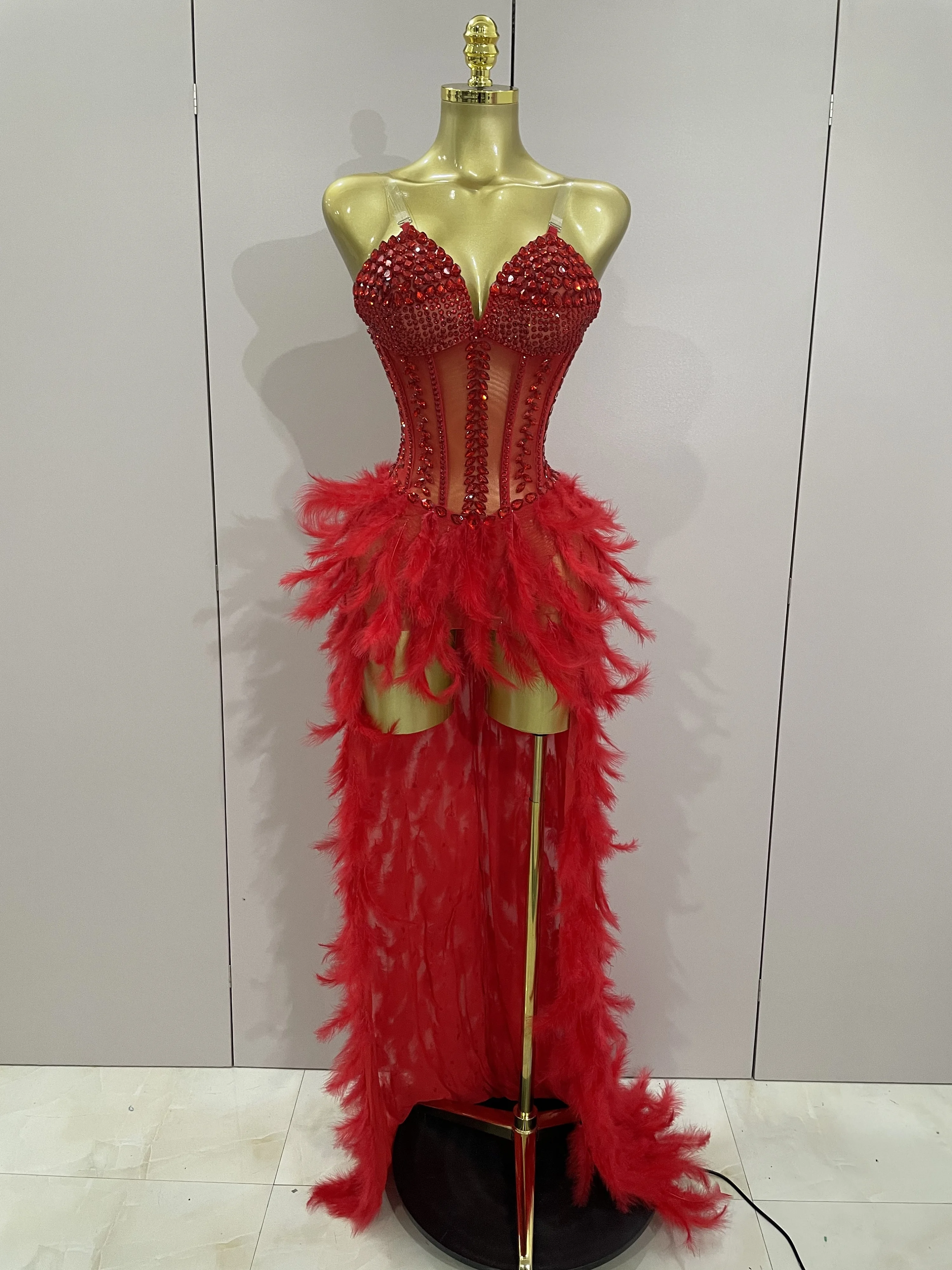 럭셔리 반짝이 라인스톤 깃털 롱테일 드레스 섹시 메쉬 시스루 무대 바디수트 이브닝 파티 생일 축하 드레스