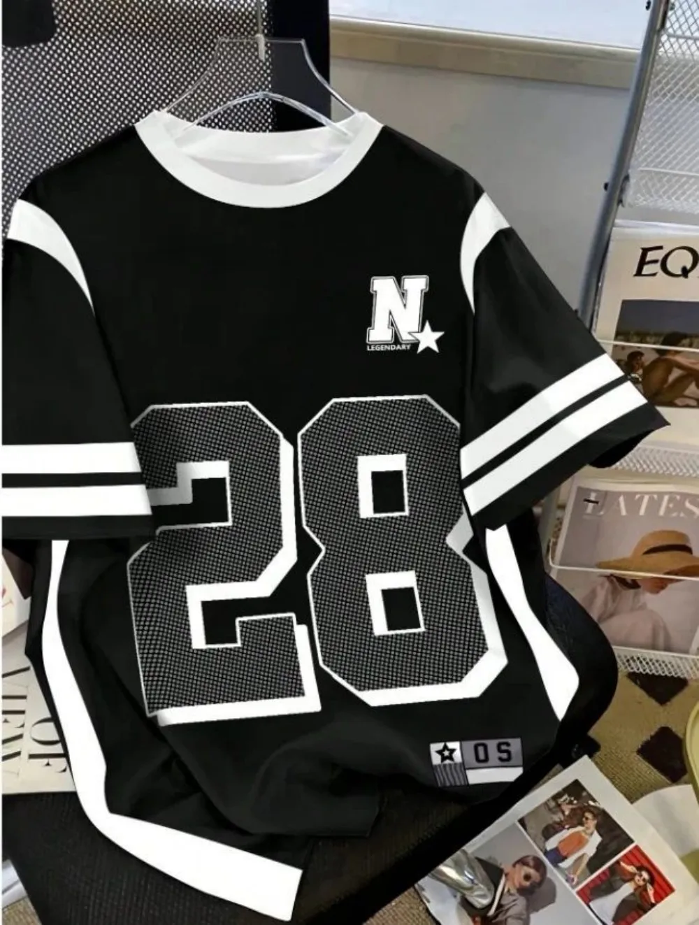 새로운 여름 남성 미국의 간단한 캐주얼 라운드 넥 통기성 티셔츠 스트리트 디지털 인쇄 패턴 스포츠 스타일 탑