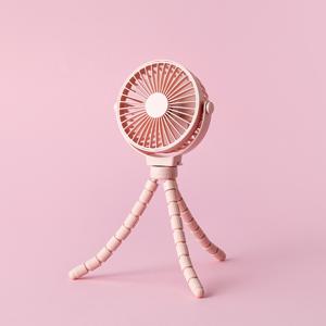 안전하고 고정이 잘되는 휴대용 무선 유모차 선풍기 핑크