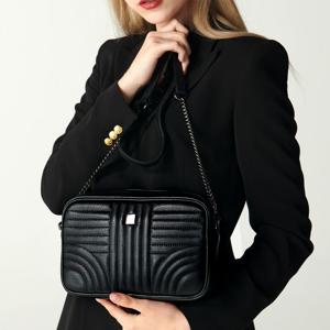 [최초가 219,000원]  스튜디오 소가죽 퀼팅 크로스백 H18H552 4color