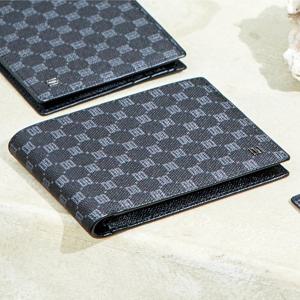 [선물포장/쇼핑백동봉] 블랙 루이스 DD 패턴 PVC 반지갑 DBWA4F123