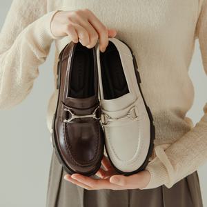 론지 러프솔 체인 단화 로퍼 5cm