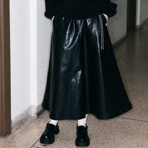 [최초가 139,000원]플레어 레더 롱 스커트 [BLACK]