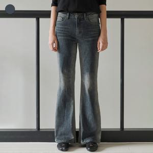 게스진 여성 브러쉬 포인트 인디고 플레어 부츠컷 OP3D5307