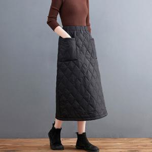 [브리치] 옷자락 / 여자 겨울 방한 누빔 퀄팅 밴딩 롱 패딩 스커트