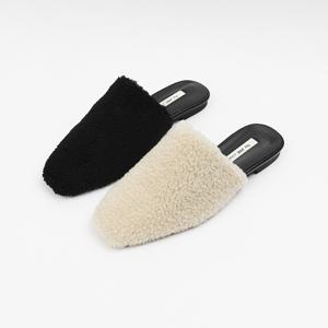 신난다슈 여성 블로퍼 1cm 발편한 여자 방한 플랫 뮬 털 슬리퍼 뽀글이CA253430