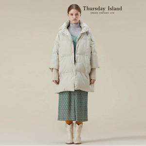 [정상가-479000원][Thursday Island] 소매 니트 배색 후드 다운 점퍼(T238MDJ235W)