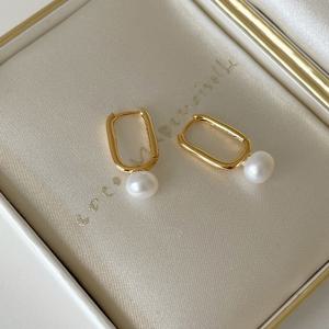 [브리치]  / 실버925 미니 사각 원터치 진주 드롭 링귀걸이