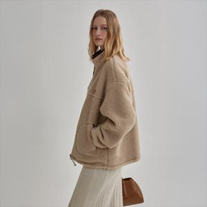 [모우트] OVER-FIT FLEECE JUMPER_SAND BEIGE [MO25WJP002A]