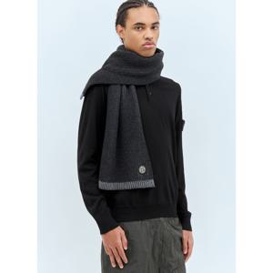 콤파스 로고 패치 울 머플러 8115N06C5 V0M65 그레이