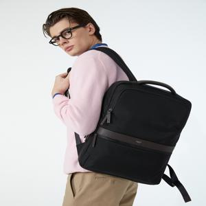 헤지스 액세서리 남성 [[25SS]] WUBA5E930BK [스테디셀러] 블랙 로고프린트 나일론 백팩