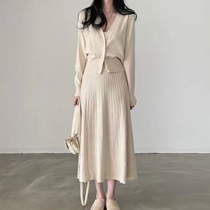 [브리치]  / 니트원피스 세트 여성 투피스 니트 셋업 겨울 가디건 롱 하객룩 826468