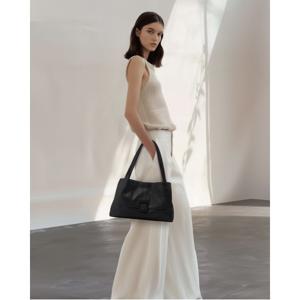 *카프리 S 숄더 RA2E9ABG137KBK