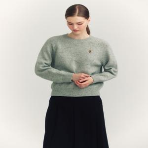 헤지스 여성 [[24FW]] HSSW4D813G1 [가격인하][울] 라이트그레이 로고 포인트 라운드넥 네프 스