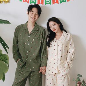 [브리치]  / 산타양말 순면 트윈 겨울 커플 잠옷