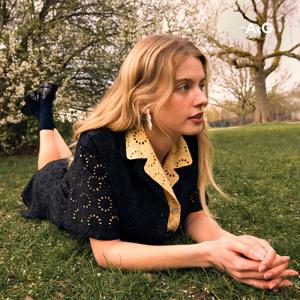 25SS 바이에딧 콜라보 블러썸 아일렛 셔츠 1종