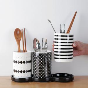 북유럽패턴 모던 수저꽂이 물빠짐 수저통 물빠짐수저통 도자기수저통 북유럽수저통 스탠드수저통