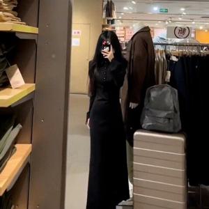 카라넥 셔츠형 겨울하객룩 티엘더롱원피스