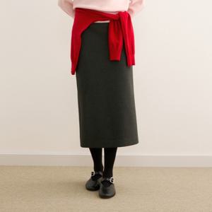 [25 F/W] 백 슬릿 H라인 스커트