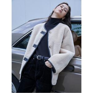 리버시블 레더 하프 무스탕  베이지 (115Y3VAY1A)