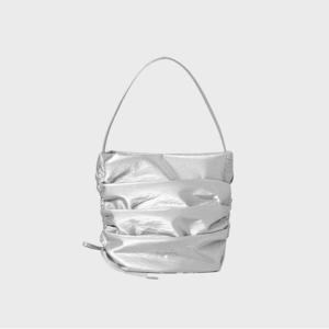 빈폴ACC 윈디 셔링 스몰 토트백 - 라이트 그레이 BE53D3M072