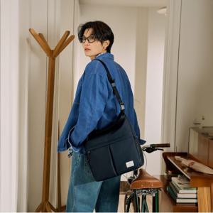 빈폴ACC 어웨이 숄더백 - 네이비 BE53D2M04R