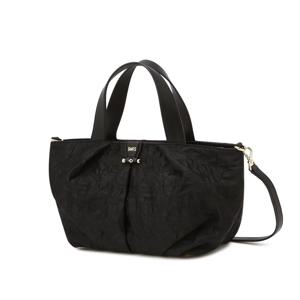 [CHELSEA] 블랙 플라워 패턴 원단 토트 겸 크로스백 DCBA6E502J