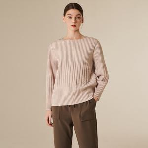 [최초가 185000원] 테이핑 지퍼 퀼팅 플리츠 블라우스_YG11WNPBL02