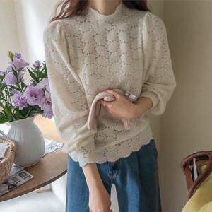 [LABEL] 뉴보송한 기모꽃 쫀쫀레스 반폴라 블라우스